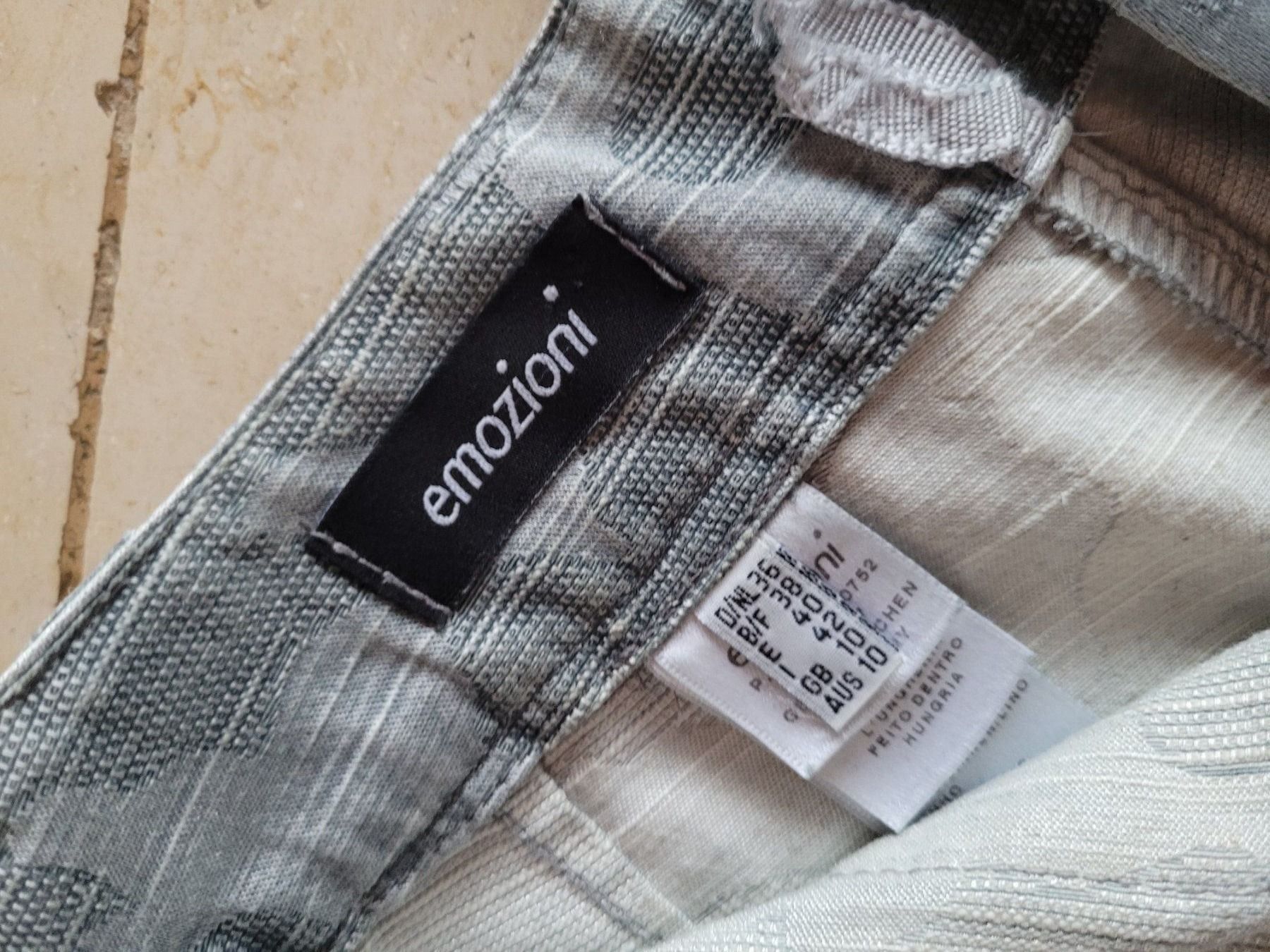 Hosen: Damen Hose Emozioni, grau gemustert – Gebraucht aus Hondrich von Ebro01 2