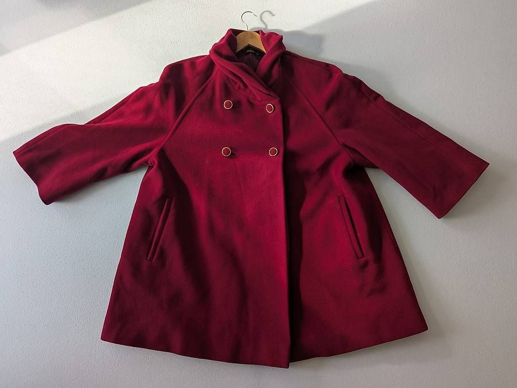 Manteaux: Vintage Wool Coat - Made in Italy – D'occasion à Basel par mil_y9rj
