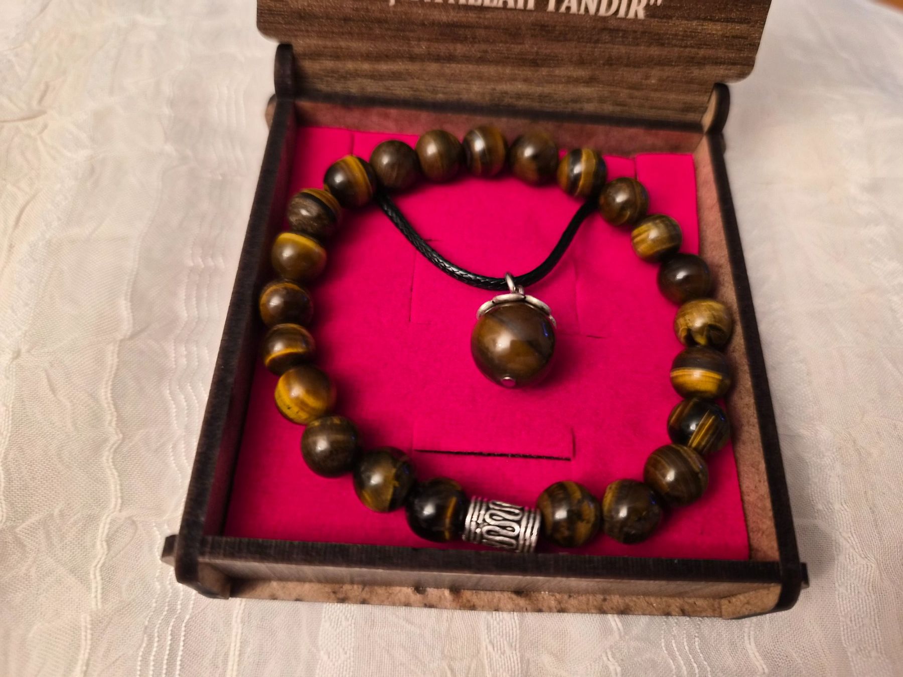 Armbänder & -reifen: Tiegerauge Edelstein Armband Elastisch mit Halskette – Neu und originalverpackt aus Dietikon von Eleda
