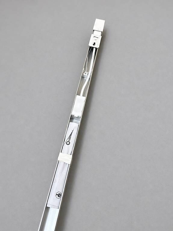 Lampade: LEDVANCE LED-Lichtleiste 153 cm  24 W, neutralweiss – Nuovo e nell'imballaggio originale da Küsnacht ZH venduto da mar_5cfn 2