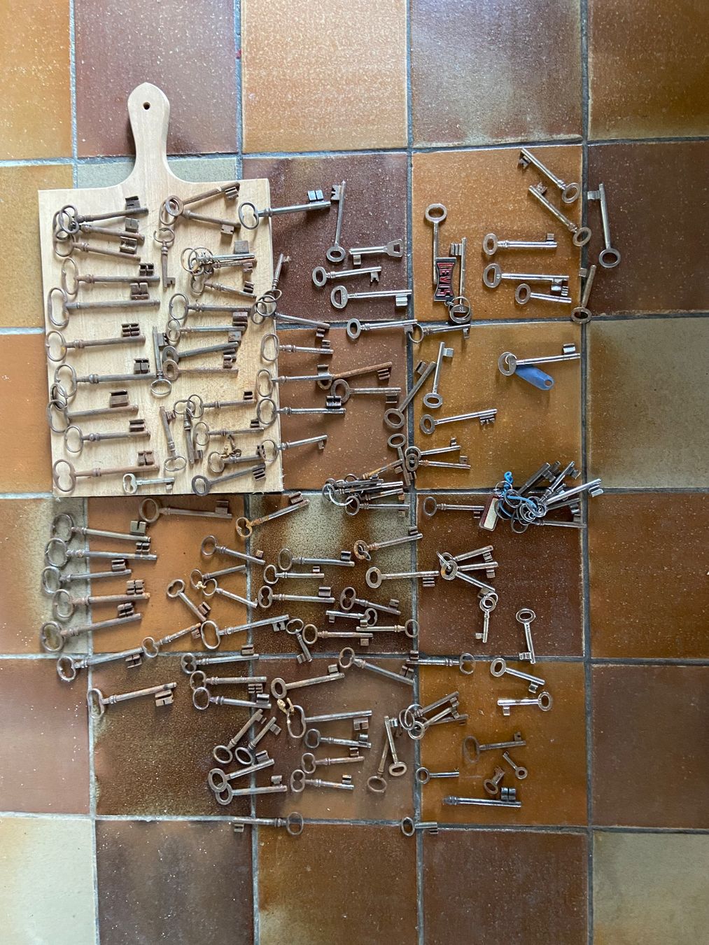 Chiavi: Lots clefs anciennes – Usato da Bevaix venduto da car_fyw5