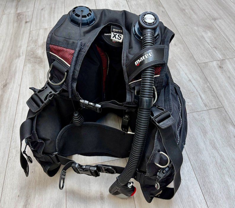 Mares Gilet & Giacche: Gilet de plongée MARES SX – Usato da Châtillon JU venduto da laoo