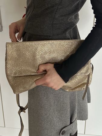 Goldtasche