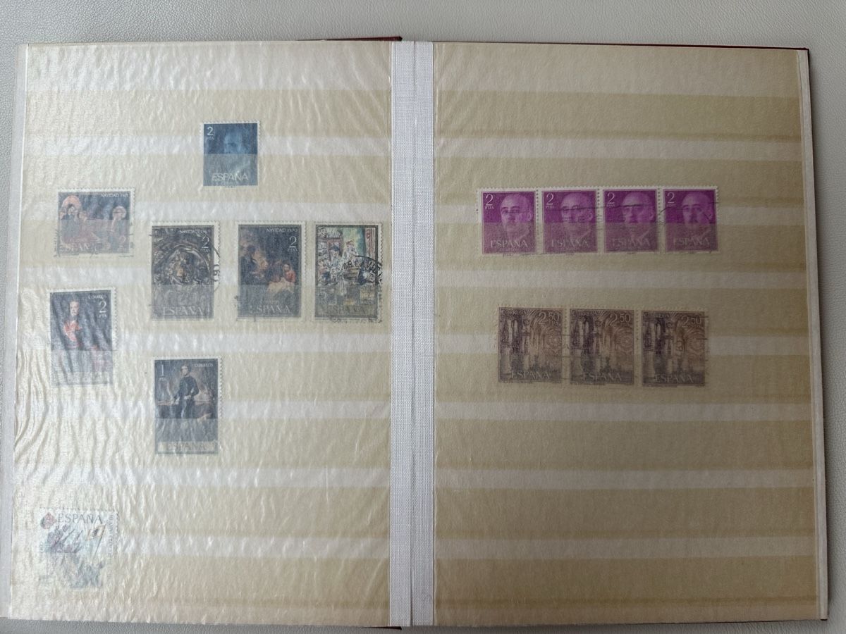 Tutti i francobolli: Spanien Sammlung im Album – Usato da Schmitten / FR venduto da Samsara169 4