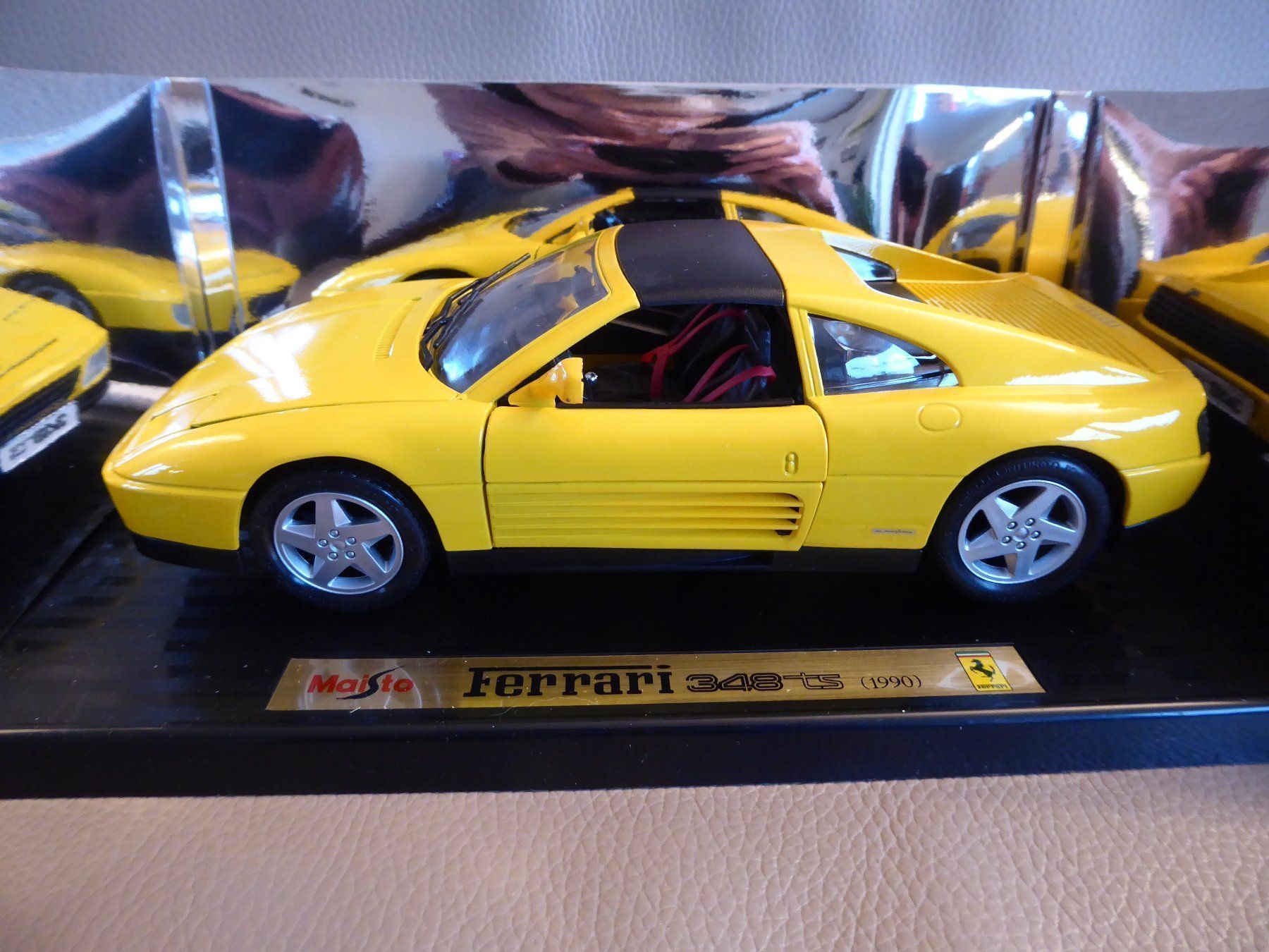 Ferrari Modellini d'auto: Ferrari 348ts 1990 1:18 – Nuovo (secondo la descrizione) da Hettlingen venduto da Zambole