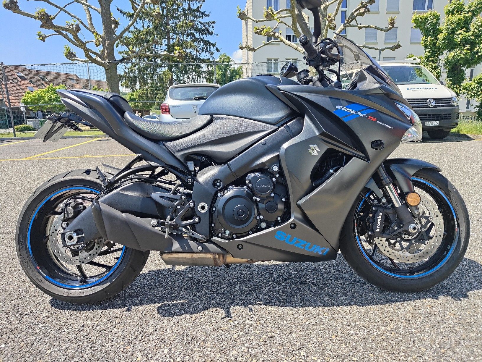 Suzuki Strada: GSX S 1000 F ABS – Usato da Dulliken venduto da lho_qx6w
