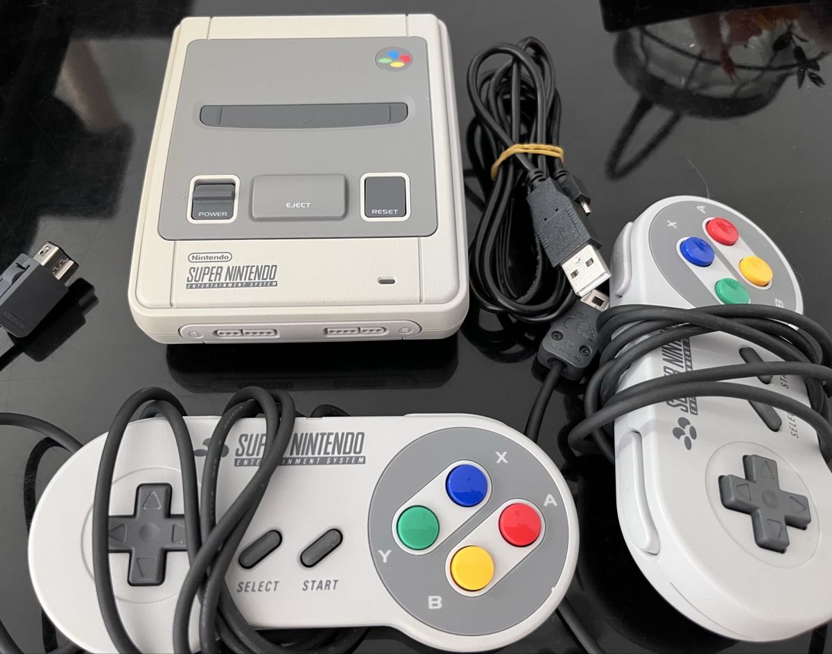 Nintendo Console: SUPER NINTENDO mini – Nuovo (secondo la descrizione) da Torny-le-Grand venduto da Samsautaux 1