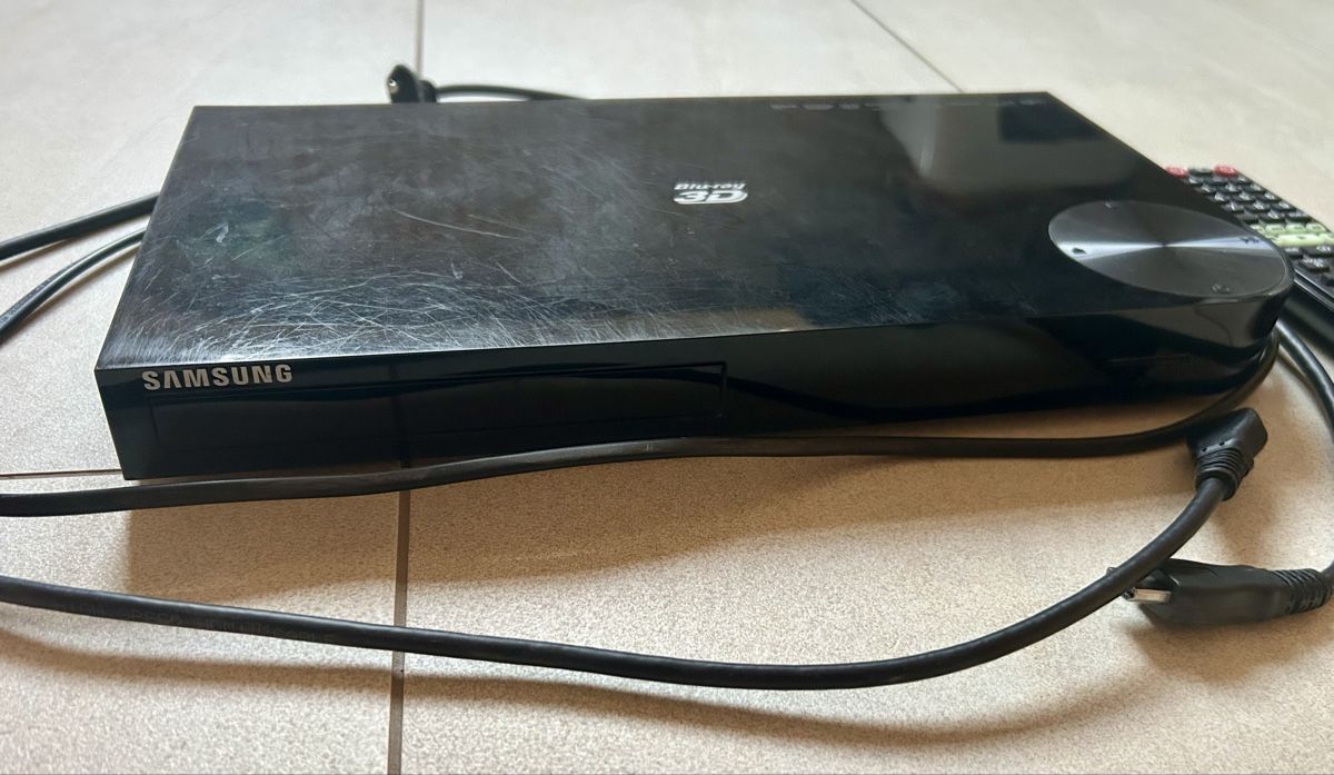 Samsung Sistemi audio & multimediali: Samsung 3D Blu-ray Player Full HD – Usato da Illnau venduto da Kate2.0 1
