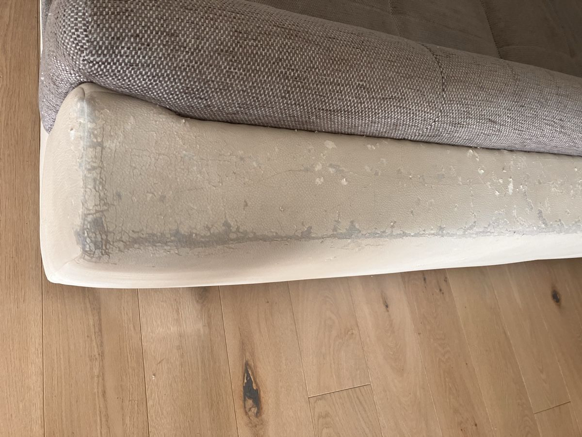 Sofas: Ecksofa grau mit Gebrauchsspuren Defekt – D'occasion à Mels par nicole-b 2