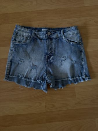 Short en jean déchiré femme bleu taille M état neuf