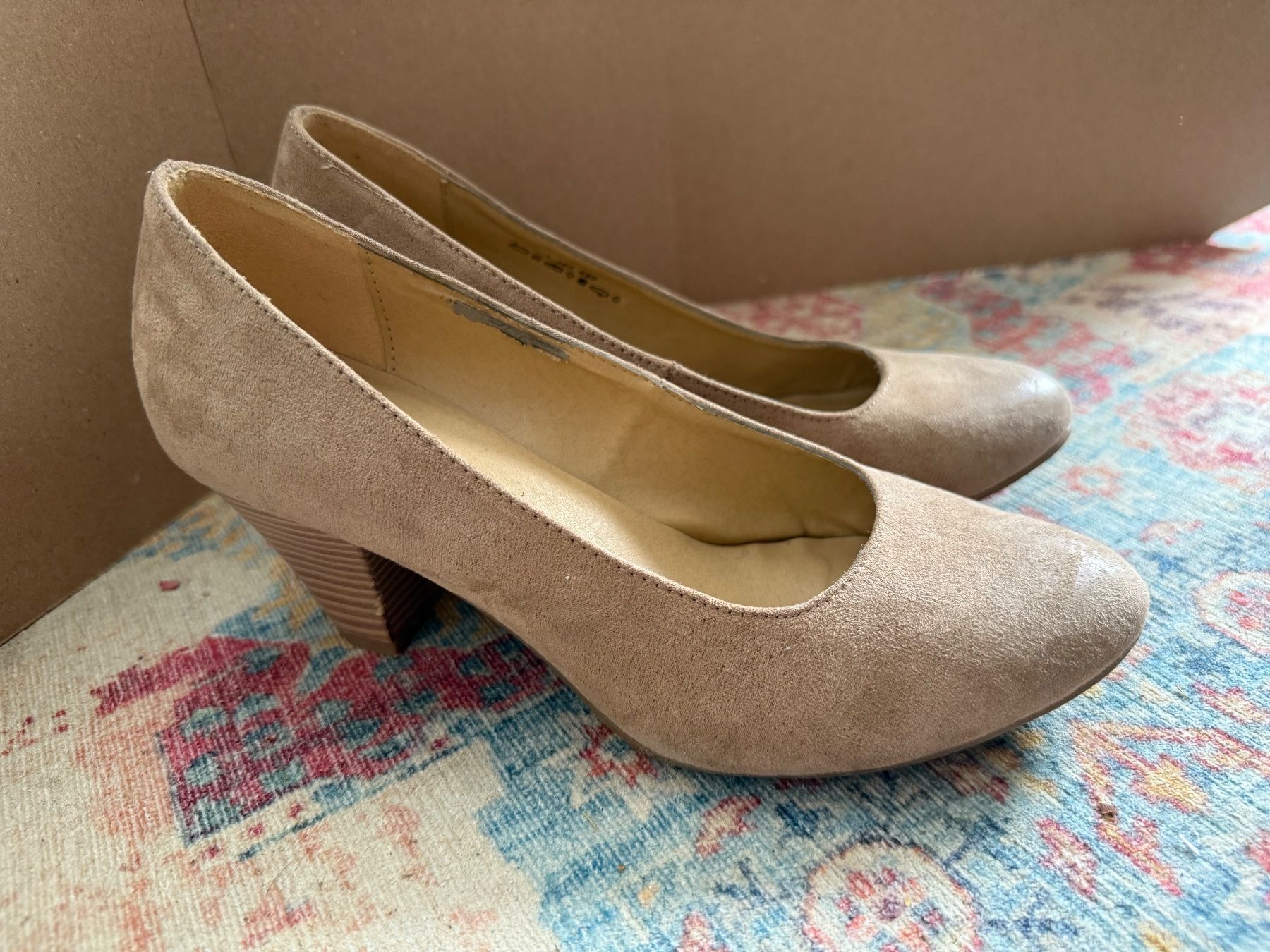 Damenschuhe: Pumps, Beige – Gebraucht aus Bellach von S.Kyra