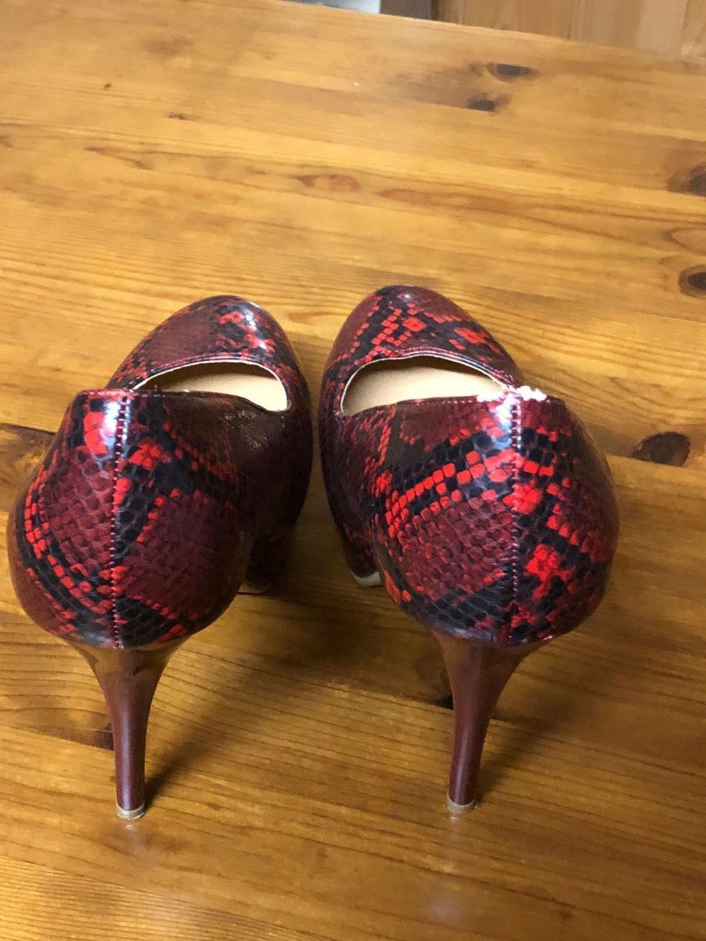 Chaussures femmes: High Heels Grösse 39 – D'occasion à Röschenz par Tashroal 2