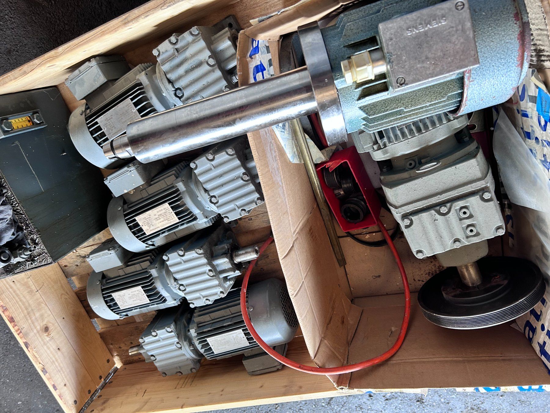 Toutes les machines: Elektromotoren – D'occasion à Münchenstein par fransch 4