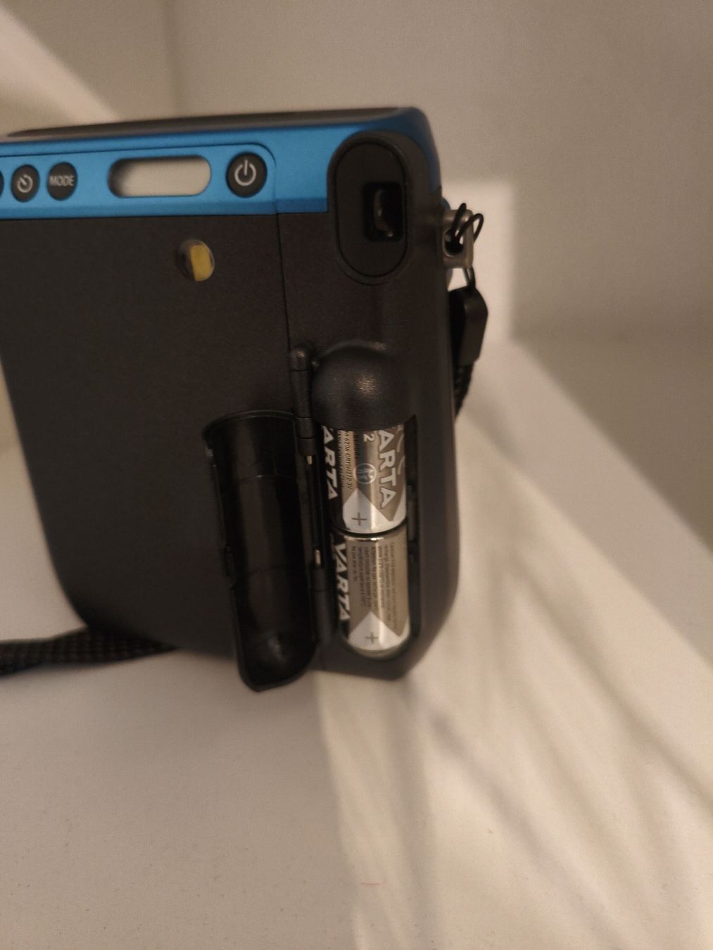 Fujifilm Fotocamera: Fujifilm Instax Mini 70 Sofortbildkamera – Nuovo (secondo la descrizione) da Schönenwerd venduto da nad_x829 2