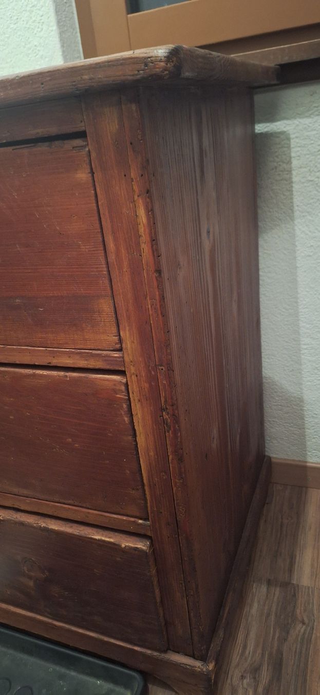 Cassettiere: Commode ancienne avec 3 tiroirs – Usato da La Chaux-de-Fonds venduto da kellina 1
