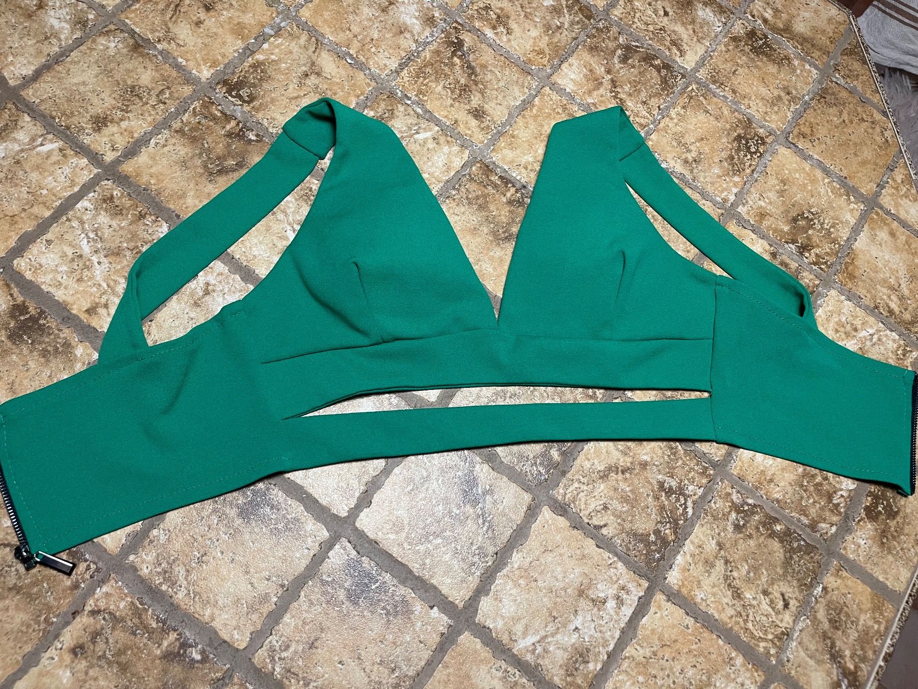Top: Bell Top in colore verde – Nuovo (secondo la descrizione) da Gordevio venduto da LanaZimm 4