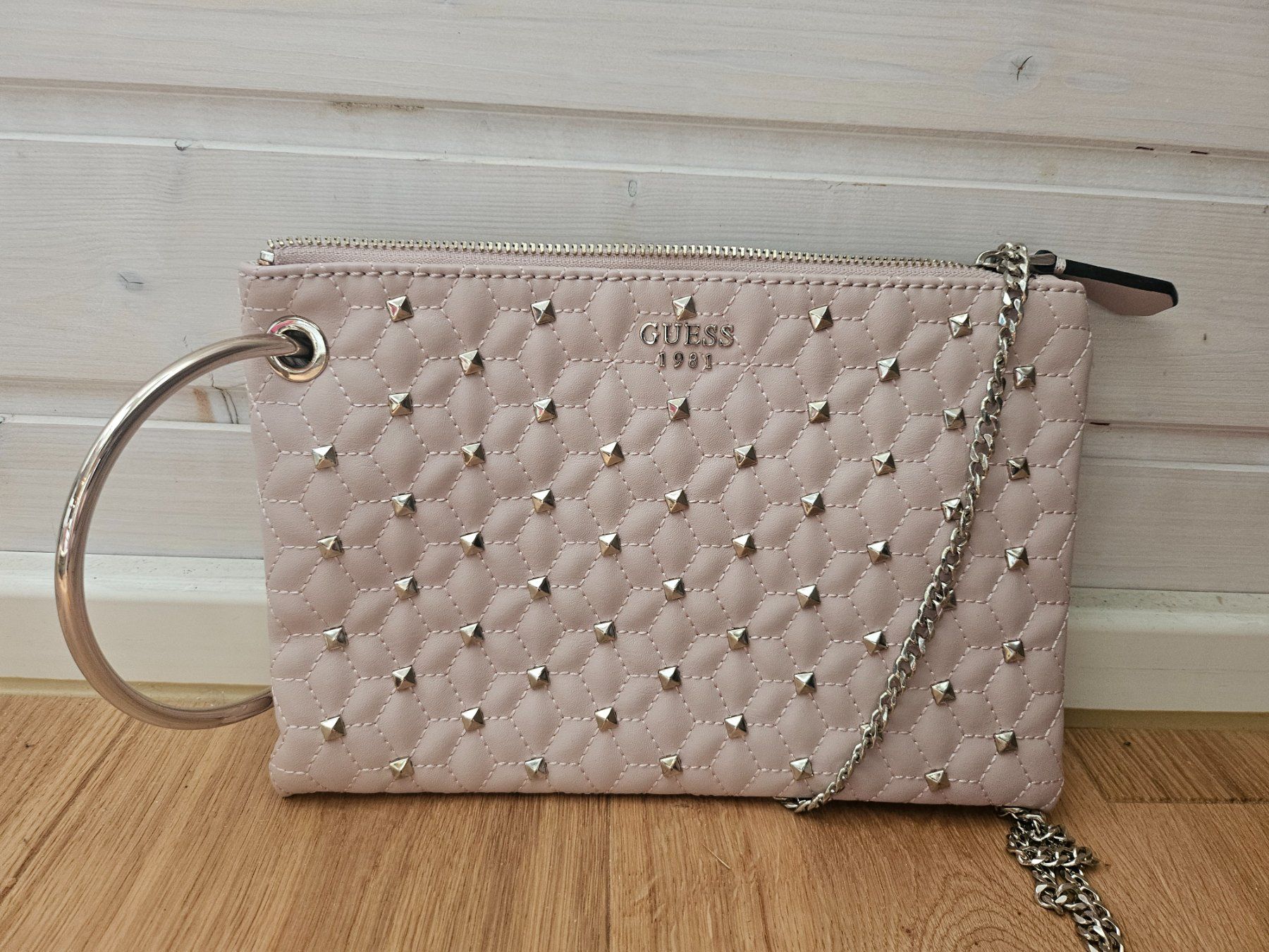 Guess Sacs femmes: Guess Abendtasche – D'occasion à Kefikon TG par Livline