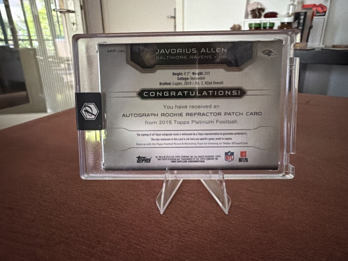 NFL Cartes à collectionner: NFL - Javorius Allen - Auto Rookie Refractor Patch – D'occasion à Bern par sam_25hm 1