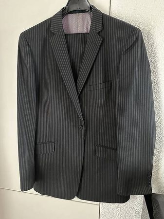Herrenanzug Streifen Marke: Ted Baker Schwarz/grau