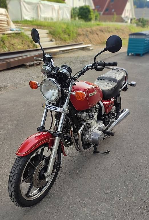 Strada: Kawasaki Z 1100 ST – Usato da Seewen SO venduto da Gearwolf
