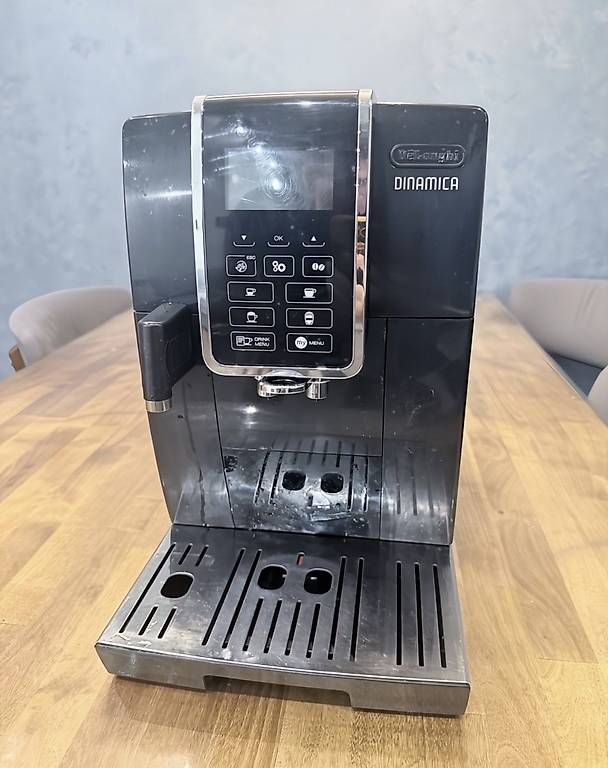 Macchine per caffè & Macchine per espresso: DeLonghi Dinamica – Usato da Wimmis venduto da fischer.60