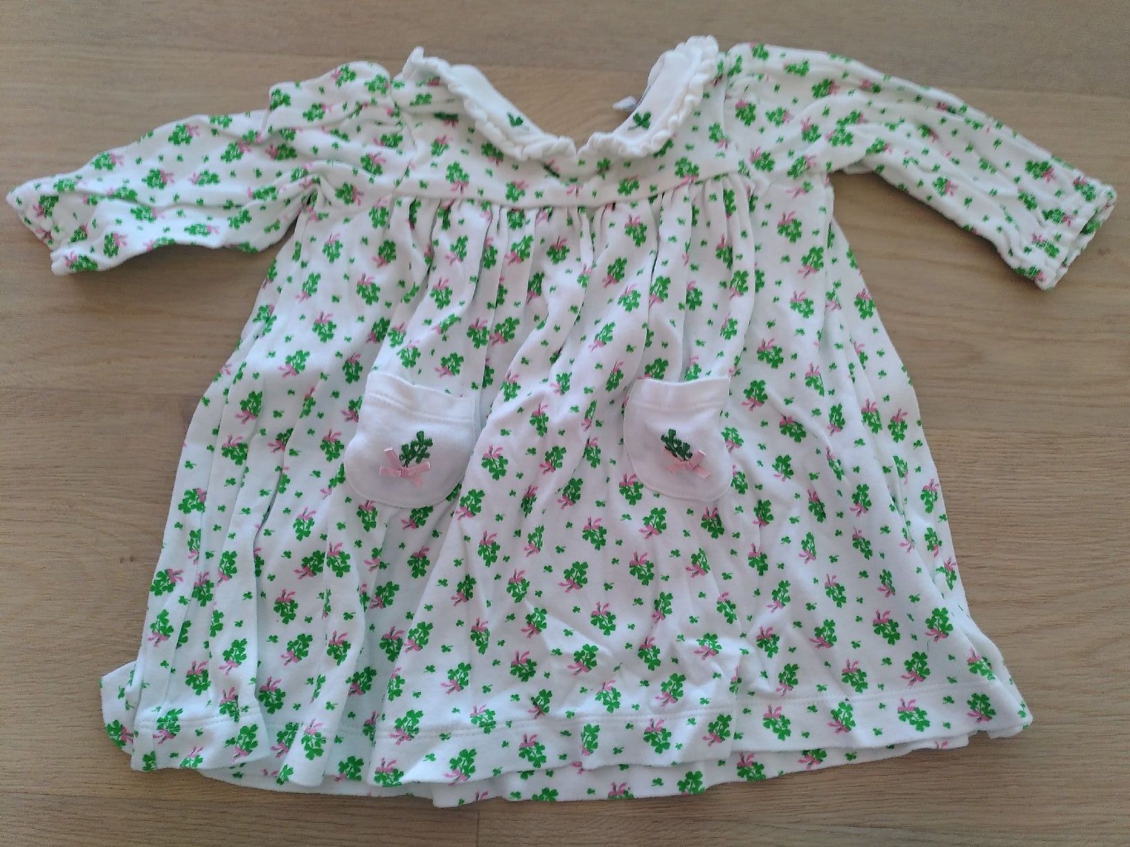 Vestiti & Gonne: Kleid mit Kleeblatt Muster Grösse 62 -68 – Usato da Penthaz venduto da ann_l7zt 4