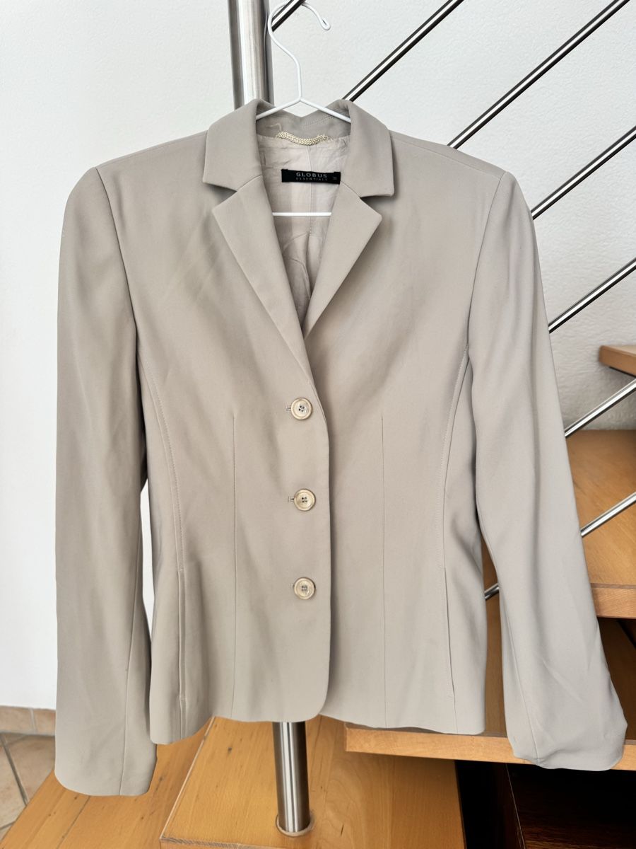 Giacche: Blazer beige – Usato da Lonay venduto da nei_79jc 1