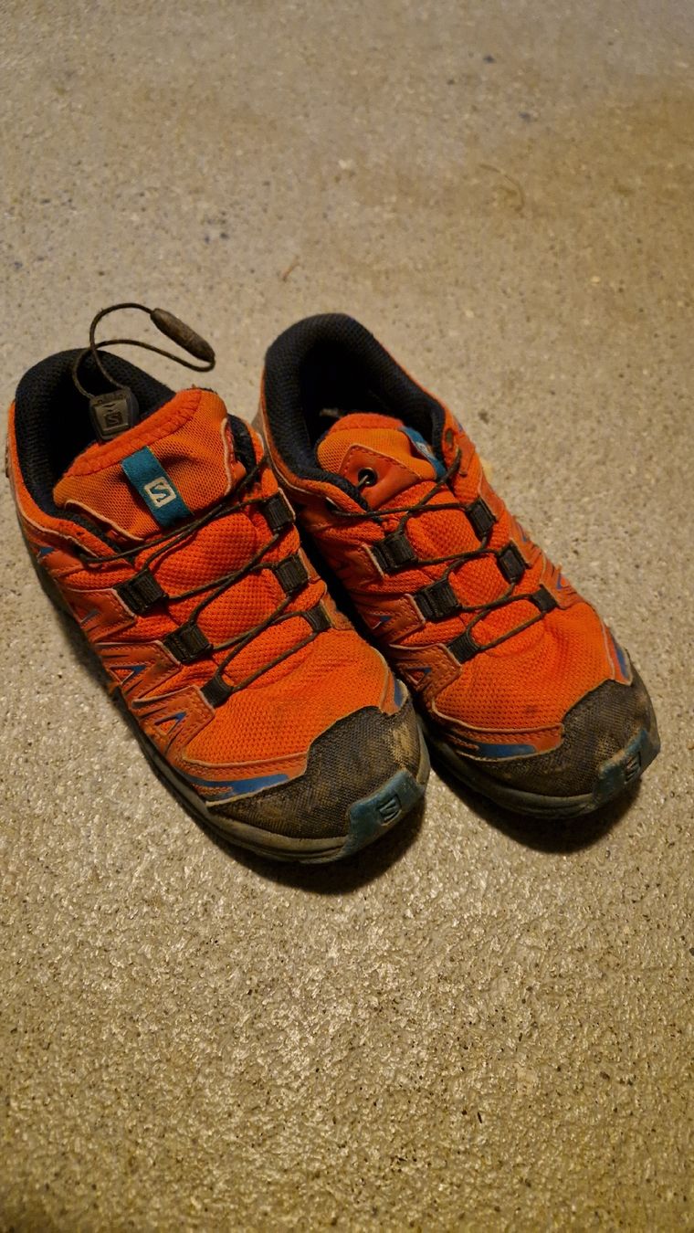 Salomon Schuhe für Jungen: Salomon xa pro Gr 32 – Gebraucht aus Kandersteg von Nazca01