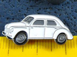 RENAULT 4CV "HECK" ERB.1947 PIN AUTO MIT SECURITY-CLIP VINTA