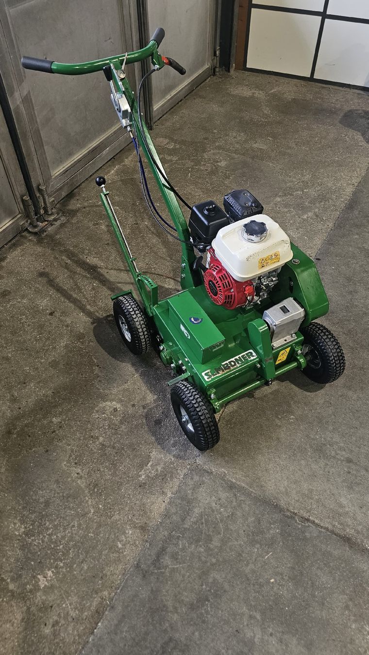 Bodenbearbeitungsgeräte: Scarificateur  – Gebraucht aus Courrendlin von MouttetMachines 2