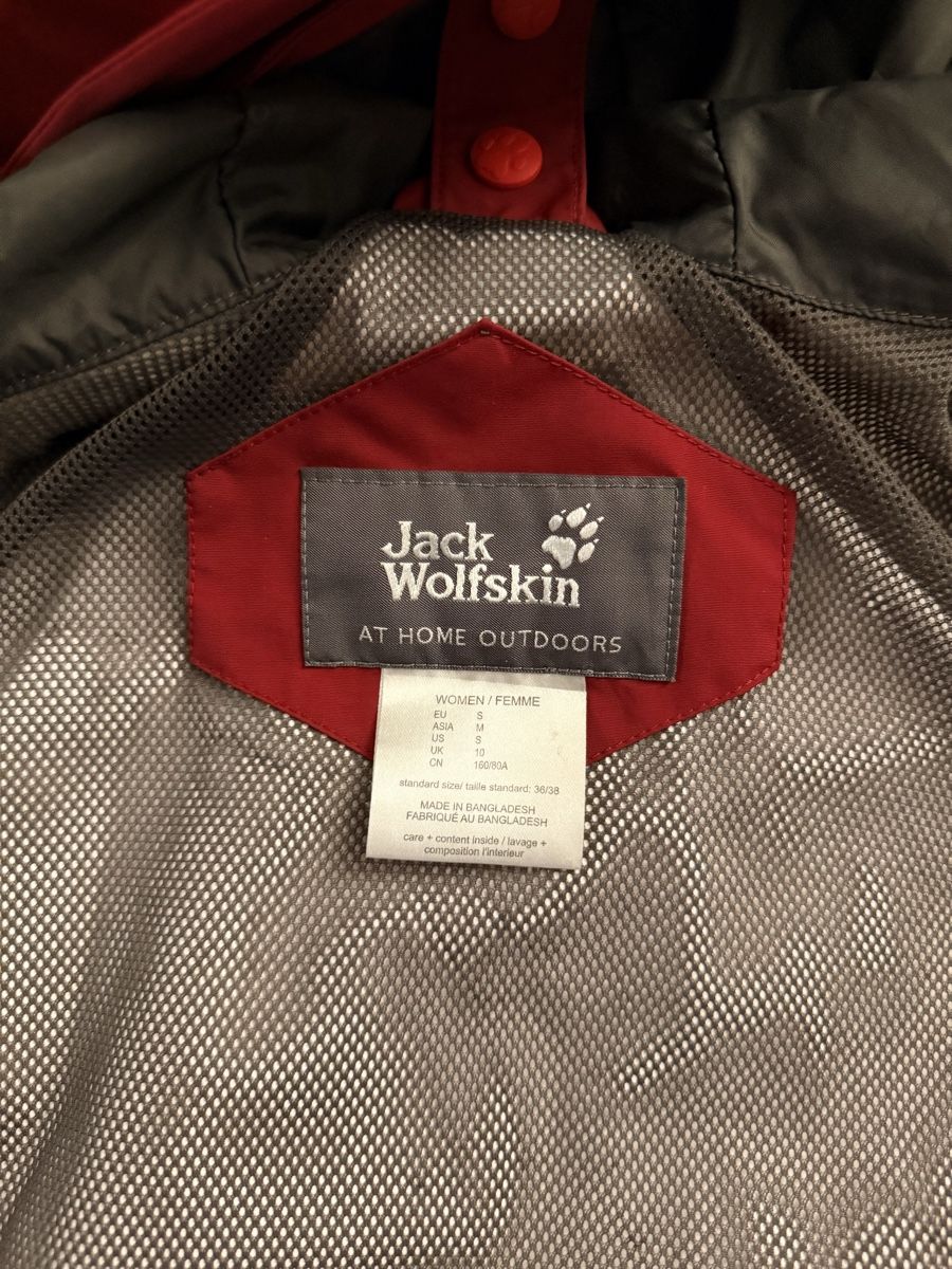 Jack Wolfskin Jacken: Jack wolfskin Regenjacke Rot/Bordeux – Neu (gemäss Beschreibung) aus Adliswil von JaniqueN 3