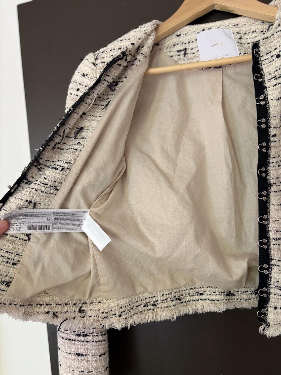 Mango Giacche: Mango tweed Jacket cream black fringe hook closure – Usato da Zürich venduto da FStewart 8
