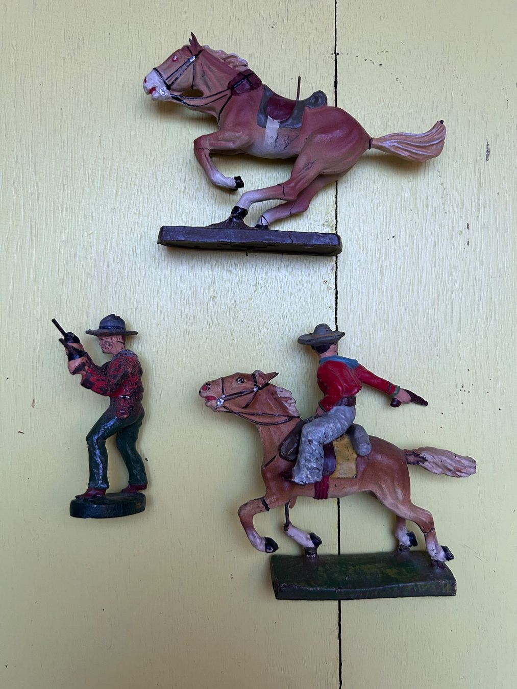 Figuren: 2 Cowboy + 1 Pferd Elastolin Lineol Figuren – Gebraucht aus Aarau von _Nautilus 3
