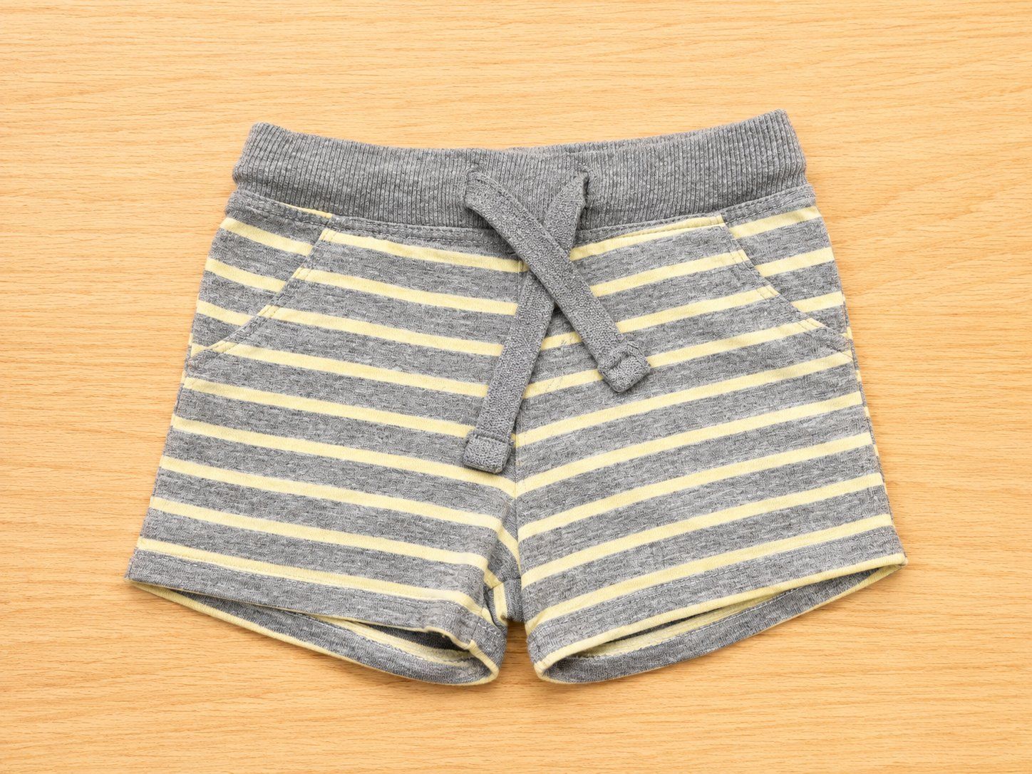 Pantaloni: Kurze Hose 74/80 – Usato da Zürich venduto da Kris8050