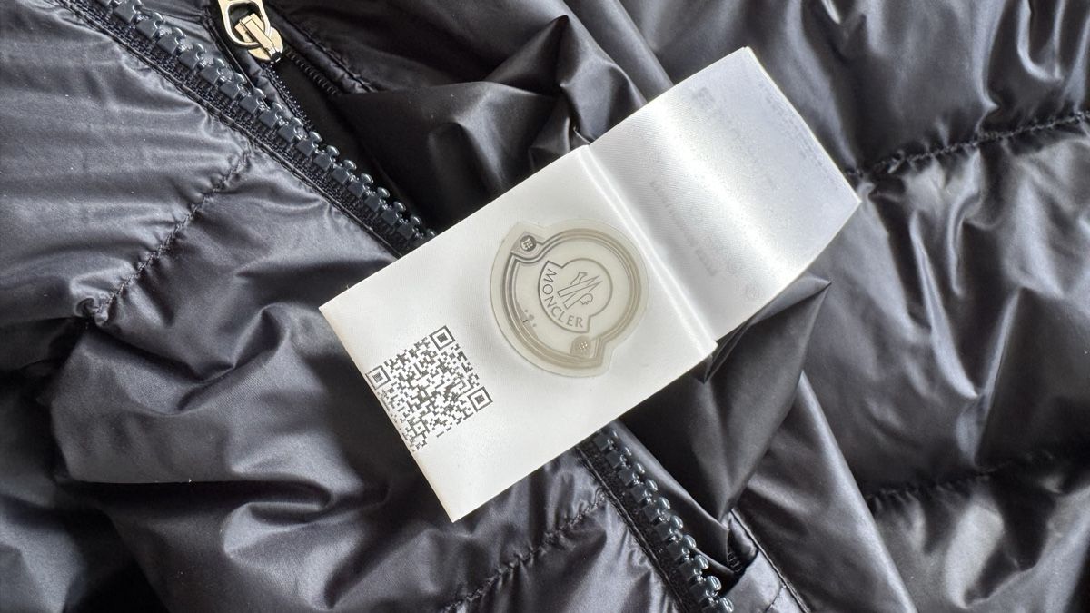 Moncler Cappotti: MONCLER Daunenmantel TG 5 – Usato da Wohlen AG venduto da zrhdus 5
