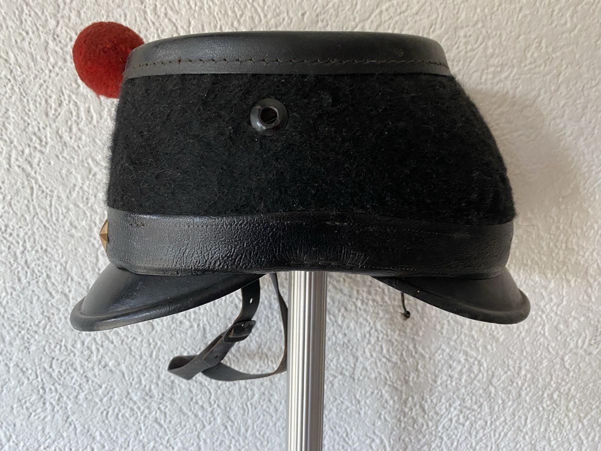 Schweizer Armee Uniformen: Antiker Schweizer Militär Tschako – Gebraucht aus emmenbrücke von hebi03 1