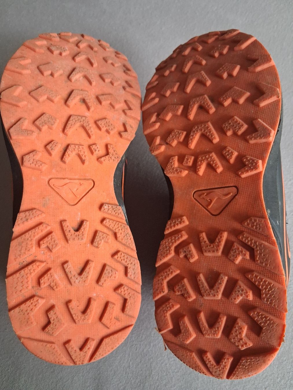 Chaussures garçon: Turnschuhe Gr. 33 KangaROOS – D'occasion à Orvin par Mi-Re-22 2