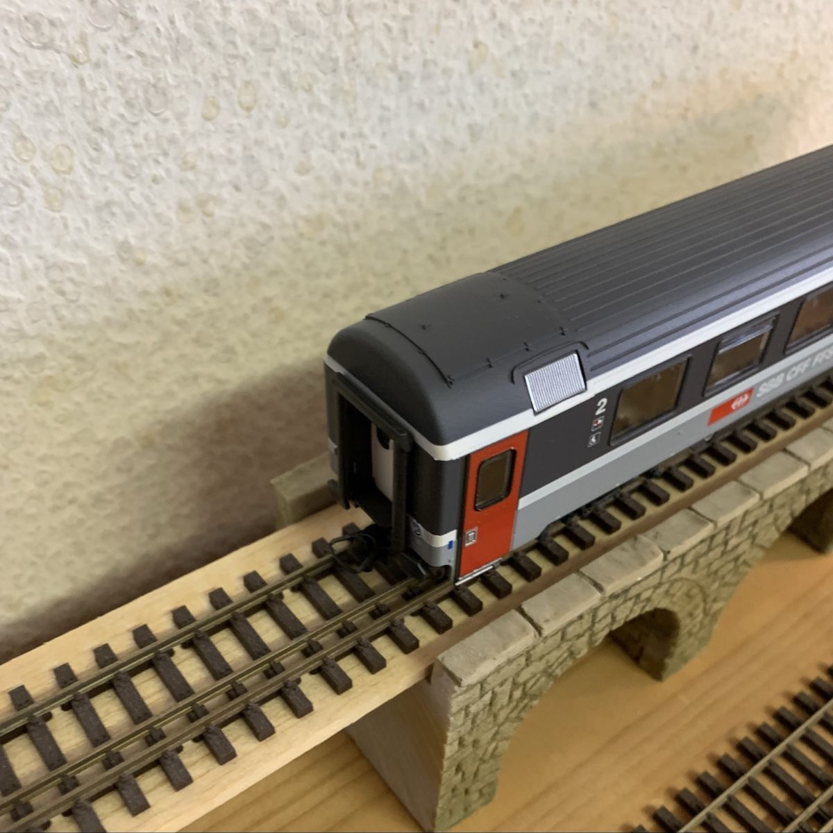 Roco Modellini di ferrovie: 4x ROCO H0 EC Wagen – Nuovo (secondo la descrizione) da Winterthur venduto da Porzellan 2
