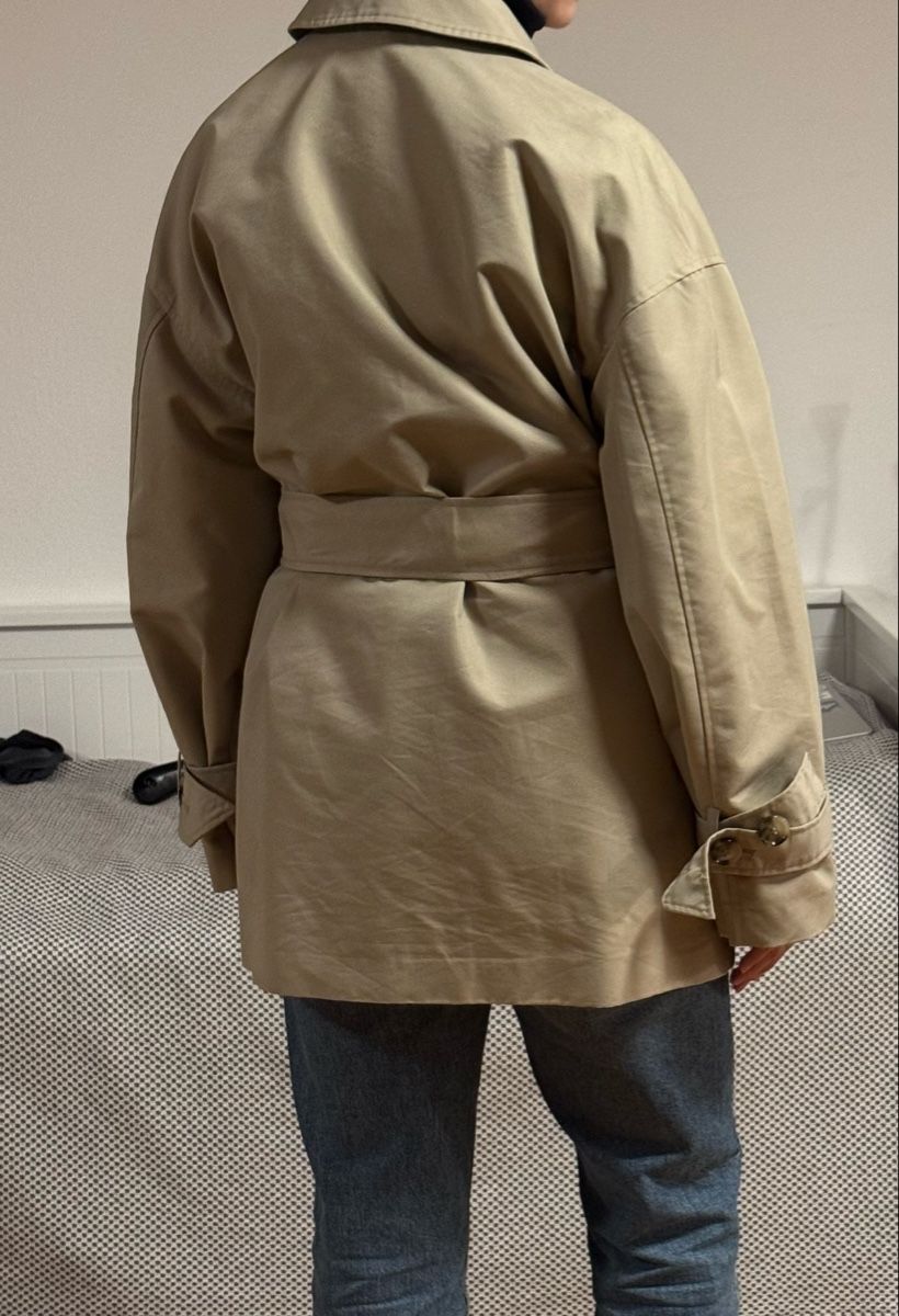 H&M Cappotti: Trenchcoat H&M M grosse – Nuovo (secondo la descrizione) da Adliswil venduto da val_t5ck 2
