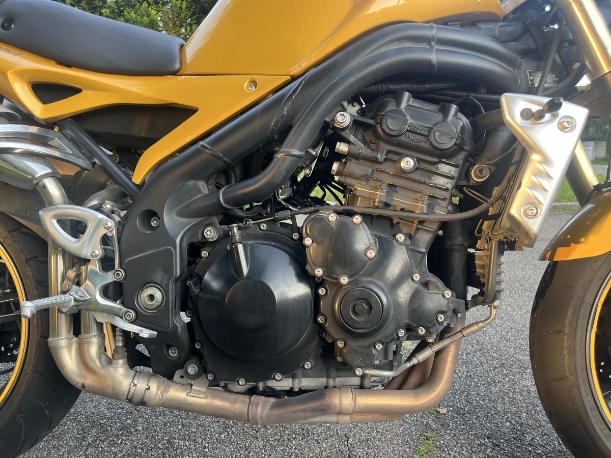 Triumph Strada: Triumph Speed Triple 1050 – Usato da Obfelden venduto da Rapha87 9