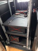 Triton RMA-22-E89-BDX-N1 rollbares 19" Rack 22HE / 22U