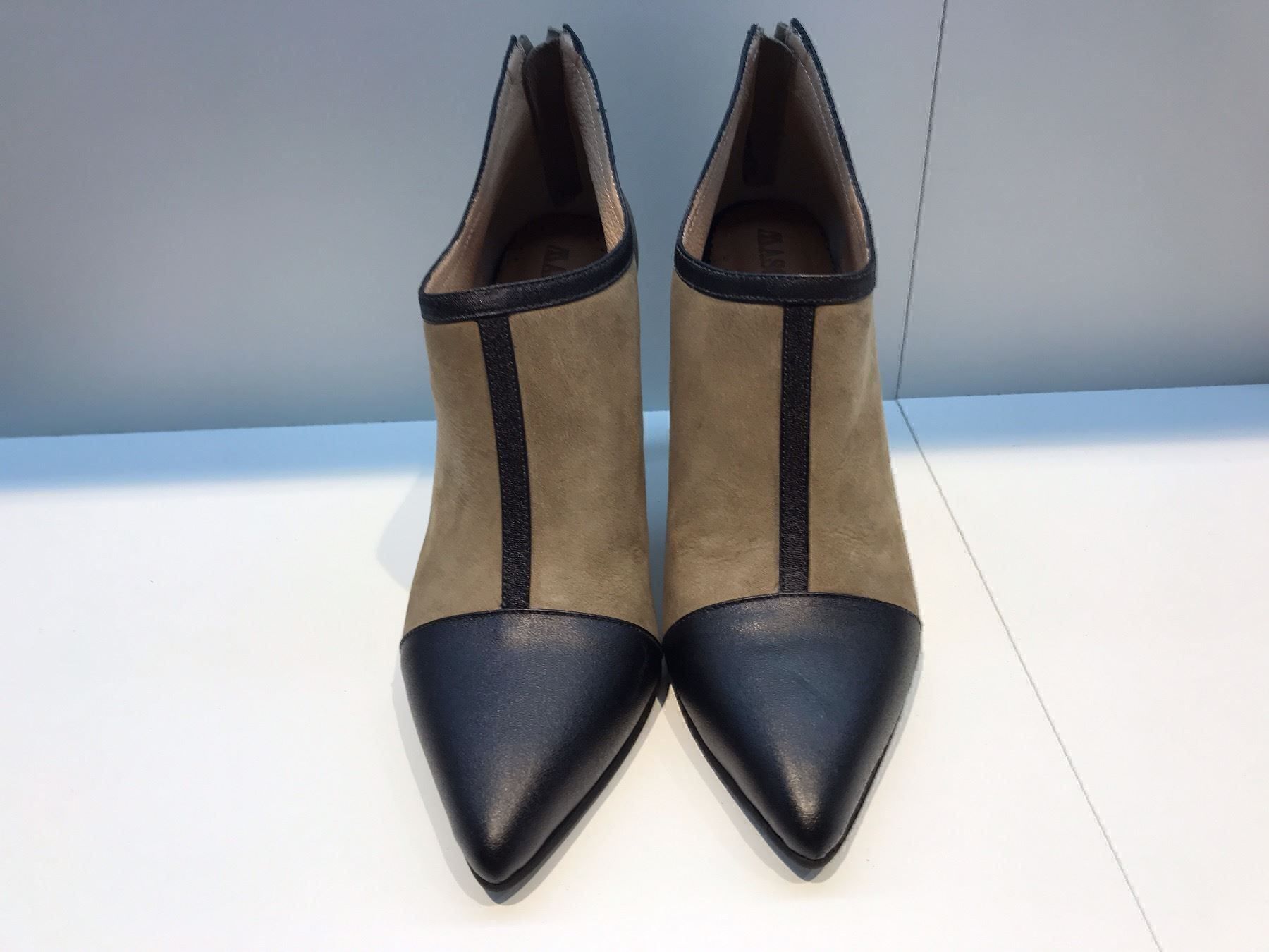 Scarpe da donna: Damen Leder Stiefeletten Grösse 35 – Nuovo e nell'imballaggio originale da Rengg venduto da Colomo 1