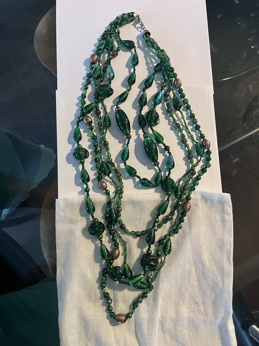 Ketten: Élégant collier vintage à plusieurs rangs vert émeraude – Gebraucht aus Zürich von ivi_aka_d 2