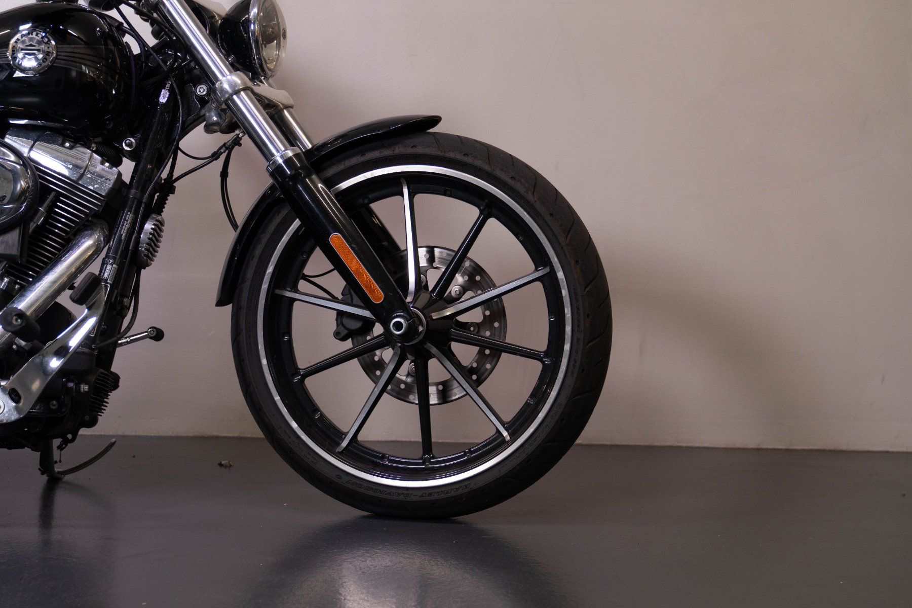 Harley-Davidson Chopper: Harley Davidson FXSB 103 Breakout – Usato da Hünenberg venduto da Maxim369 9