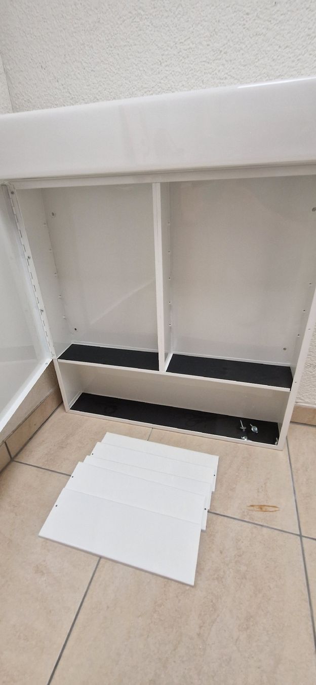 Spiegelschränke: Spiegelschrank – Gebraucht aus Benken SG von EgMoJo 1
