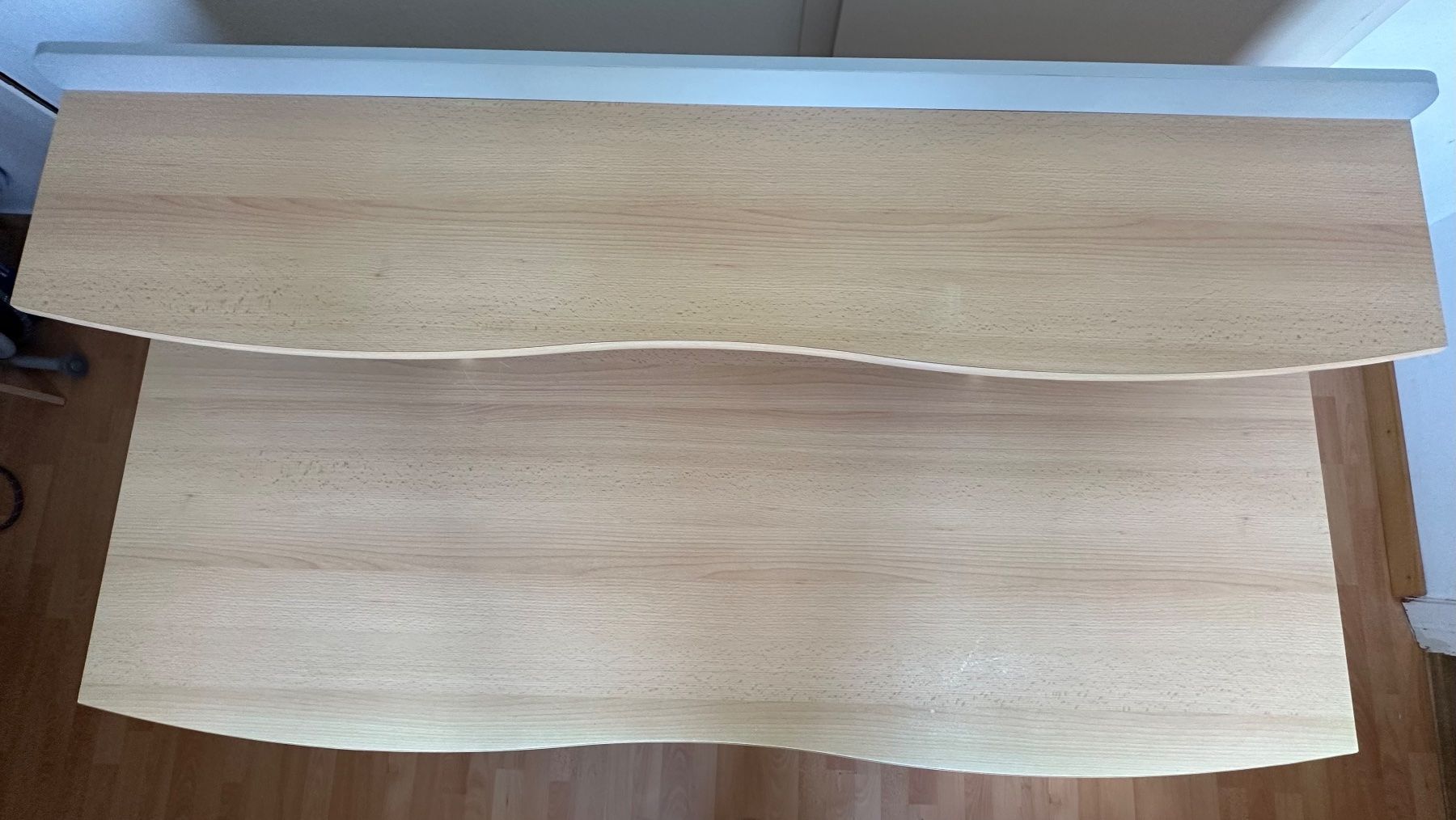 Conforama Scrivanie: Holzschreibtisch – Usato da Liestal venduto da Cliestal 2
