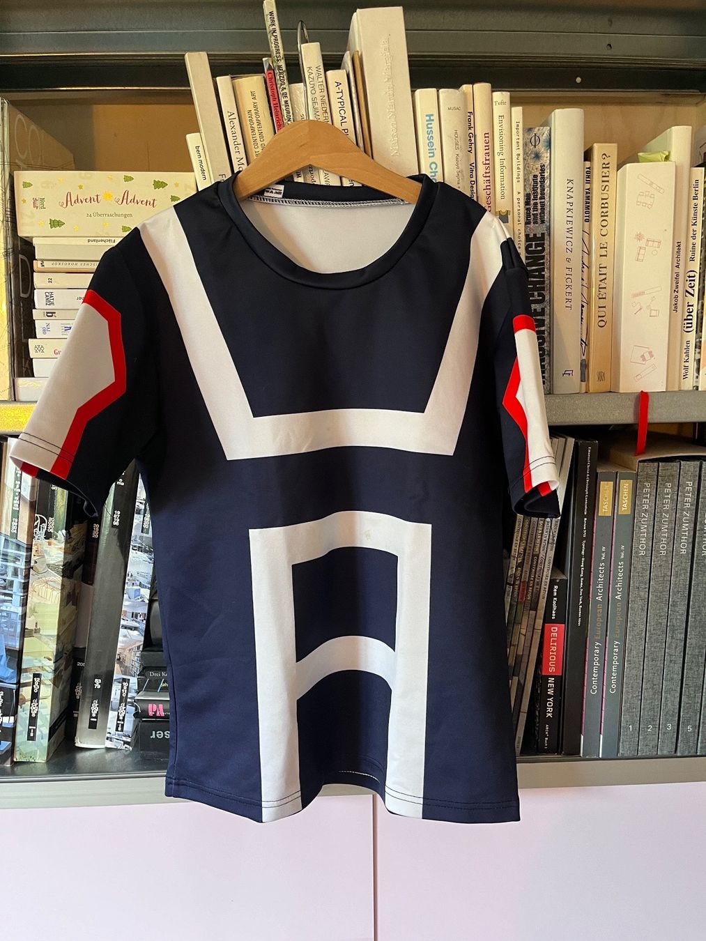 T-shirt: My Hero Academia Tshirt – Usato da Zürich venduto da takanawa01