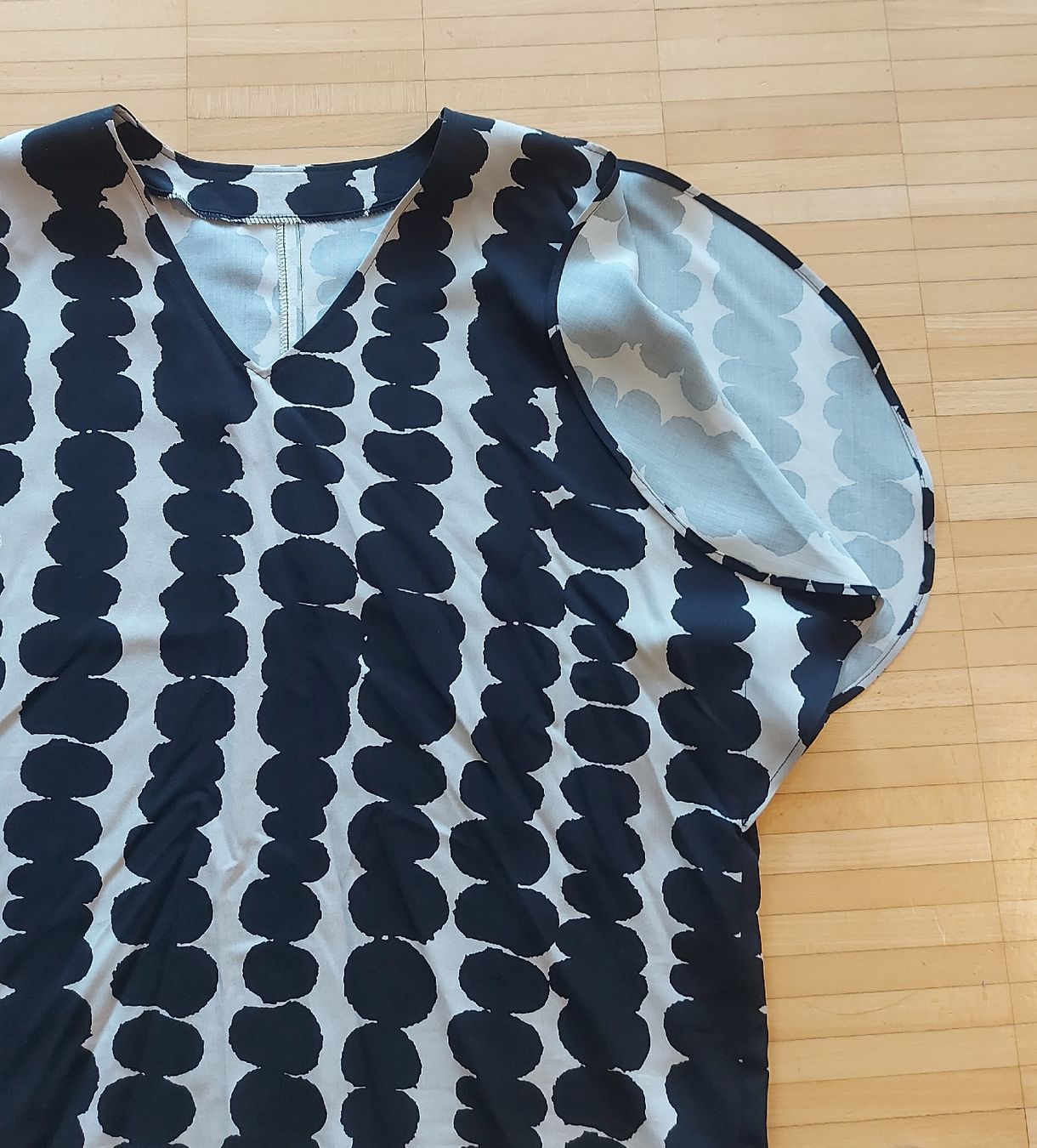 T-shirt: Oberteil, grau/schwarz, Gr. L – Usato da Oberengstringen venduto da PaolaDe 5