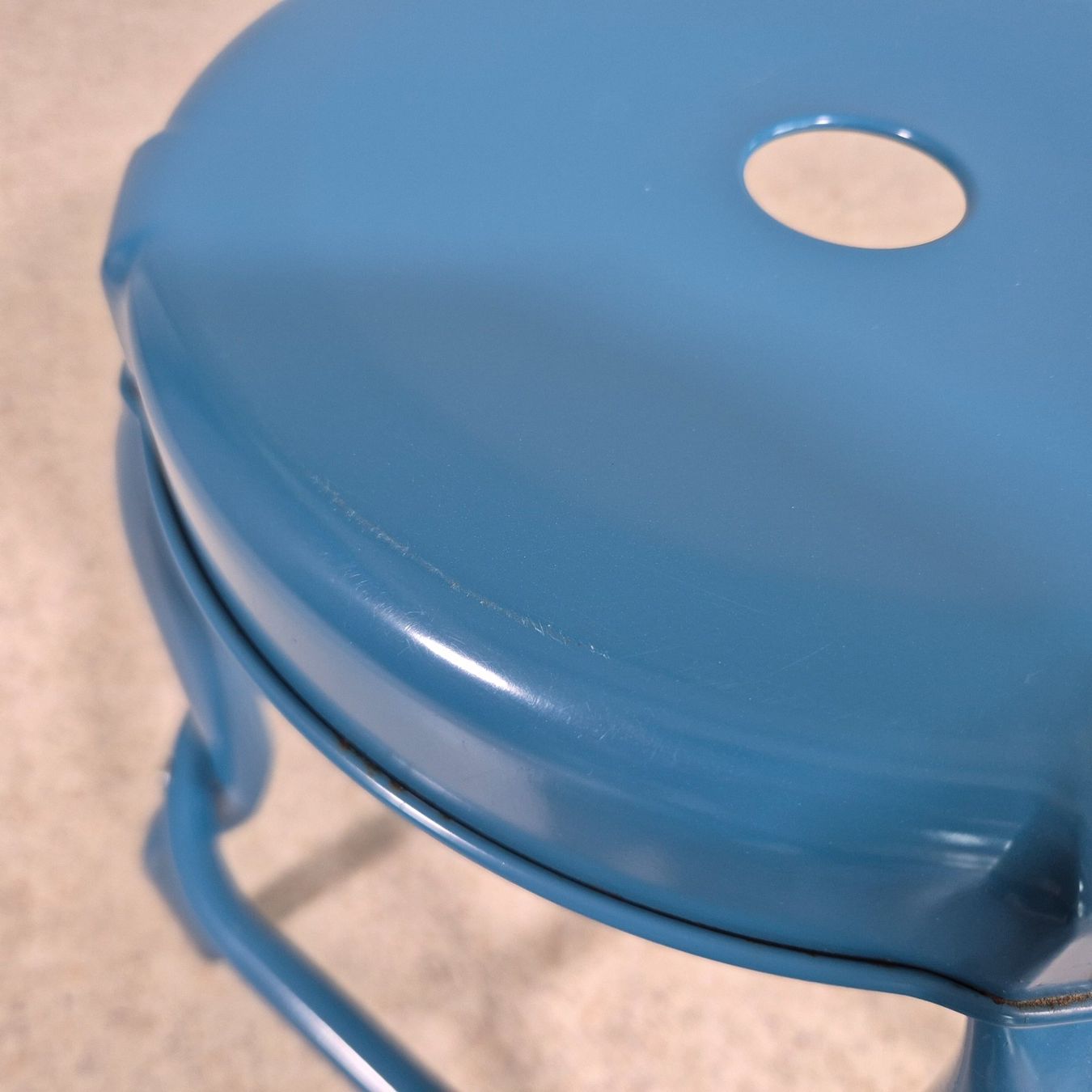 Ikea Sgabelli: IKEA Räskog Hocker Industriedesign Stool Metall Höcker – Usato da Nottwil venduto da Wondewa-Shop 7