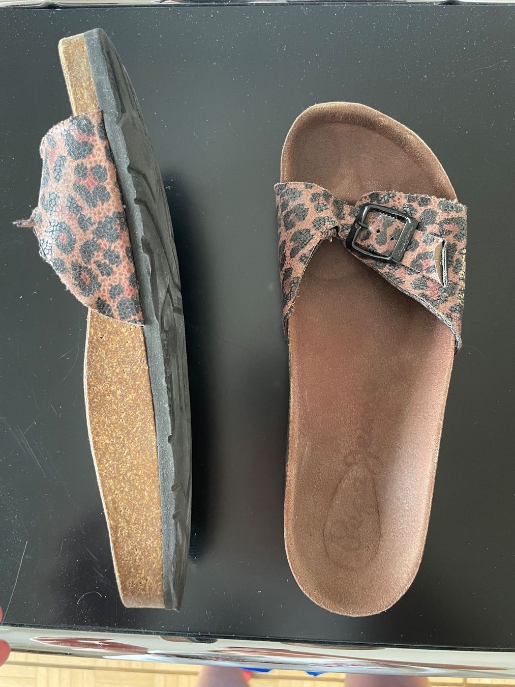 Damenschuhe: Leo Muster Sandalen – Gebraucht aus Basel von schnudibu 1
